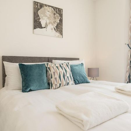 Highfield House - 1 Bed-Sleeps 2-Tjs20Hh Apartment Илфракомб Екстериор снимка