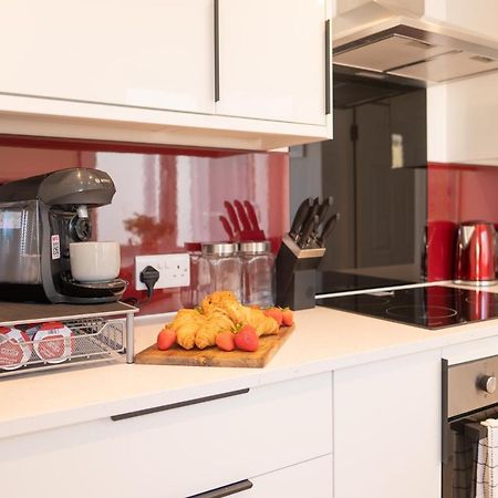 Highfield House - 1 Bed-Sleeps 2-Tjs20Hh Apartment Илфракомб Екстериор снимка