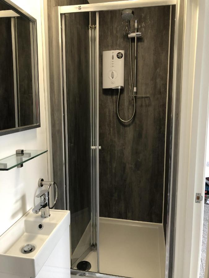 Highfield House - 1 Bed-Sleeps 2-Tjs20Hh Apartment Илфракомб Екстериор снимка