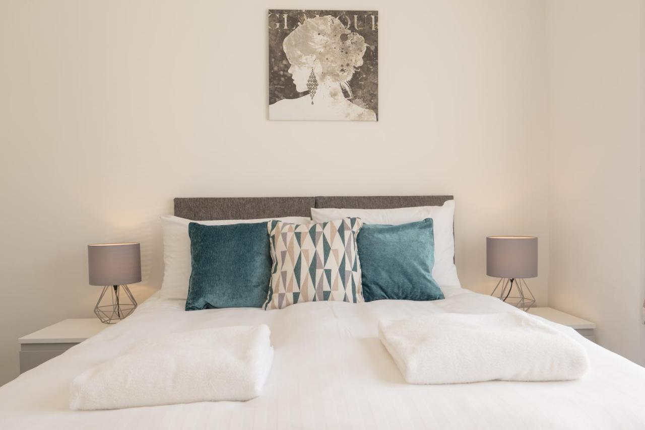 Highfield House - 1 Bed-Sleeps 2-Tjs20Hh Apartment Илфракомб Екстериор снимка