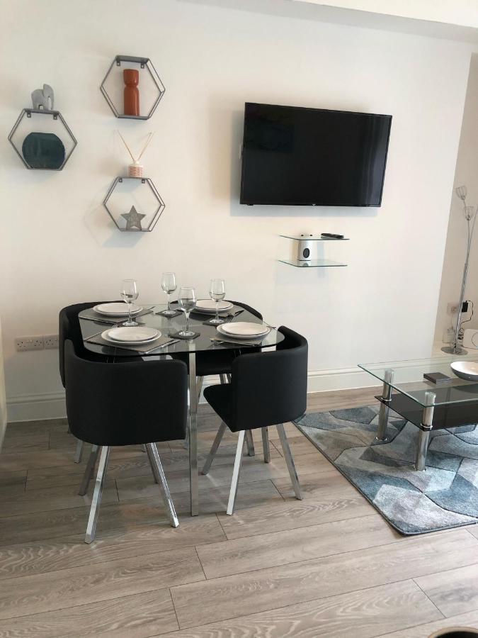 Highfield House - 1 Bed-Sleeps 2-Tjs20Hh Apartment Илфракомб Екстериор снимка
