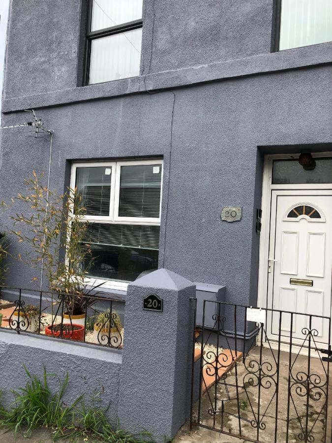 Highfield House - 1 Bed-Sleeps 2-Tjs20Hh Apartment Илфракомб Екстериор снимка