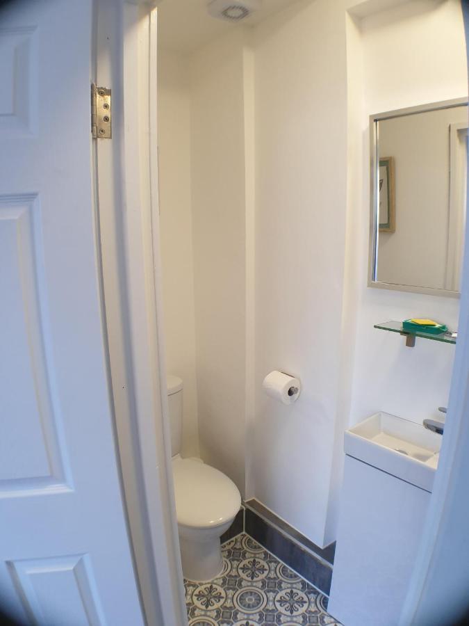 Highfield House - 1 Bed-Sleeps 2-Tjs20Hh Apartment Илфракомб Екстериор снимка